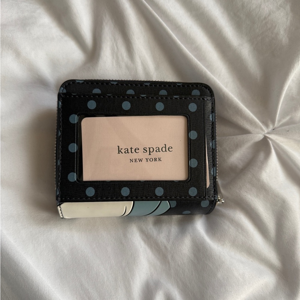 Kate Spade Wallet - Picture 6 of 10